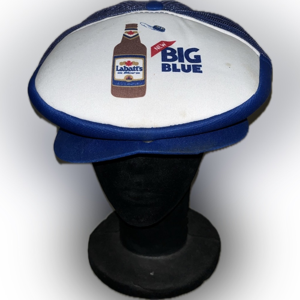 Vintage Labatt’s Big Blue Foam Front Button-Down Trucker Hat 🍺